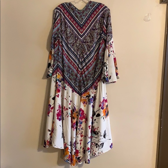 New Boho floral Kimono - Picture 6 of 7